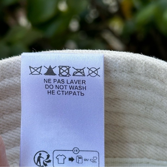 Isabel Marant Women's Ecru Embroidered Logo Haley Bucket Hat Size 57cm/7” $210 - Picture 8 of 8